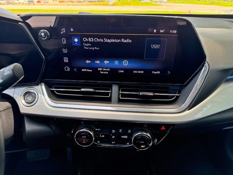 Chevrolet Trax Vehicle Full-screen Gallery Image 30