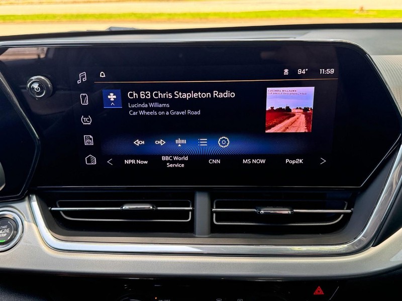 Chevrolet Trax Vehicle Full-screen Gallery Image 31