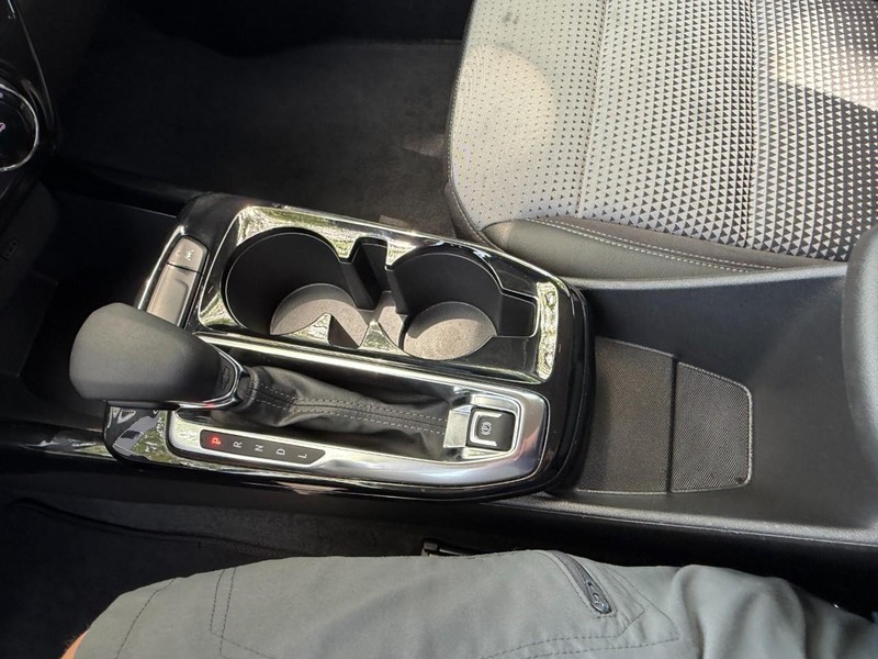 Chevrolet Trax Vehicle Full-screen Gallery Image 42