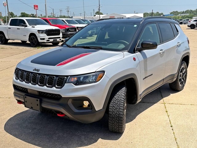 2025 Jeep Compass Trailhawk - Photo 7