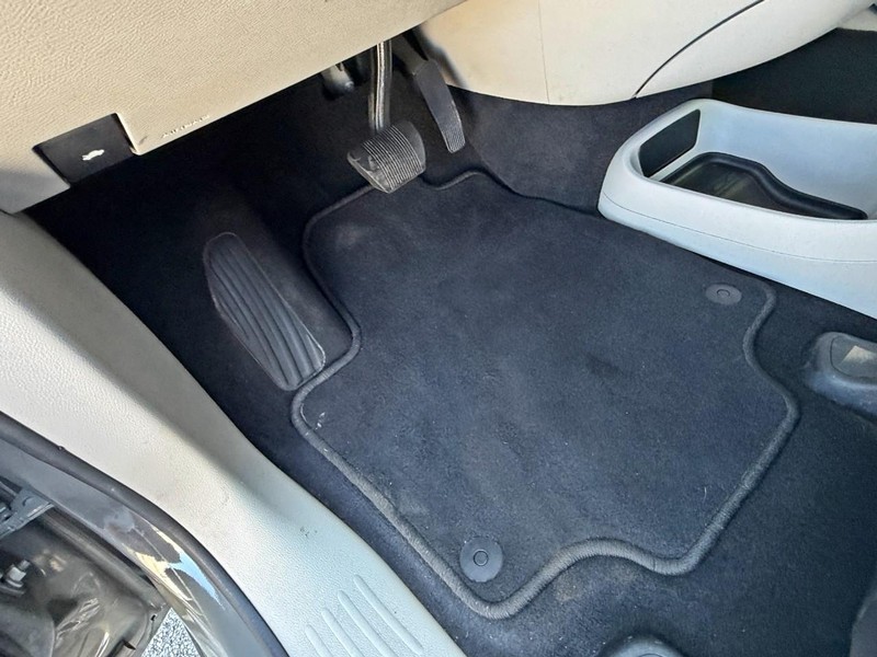 Chrysler Pacifica Vehicle Full-screen Gallery Image 27
