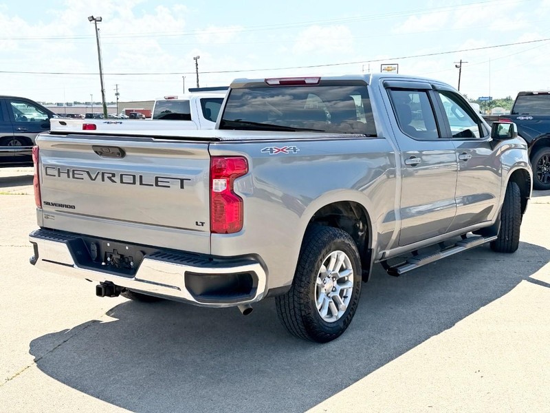 Chevrolet Silverado 1500 Vehicle Full-screen Gallery Image 04