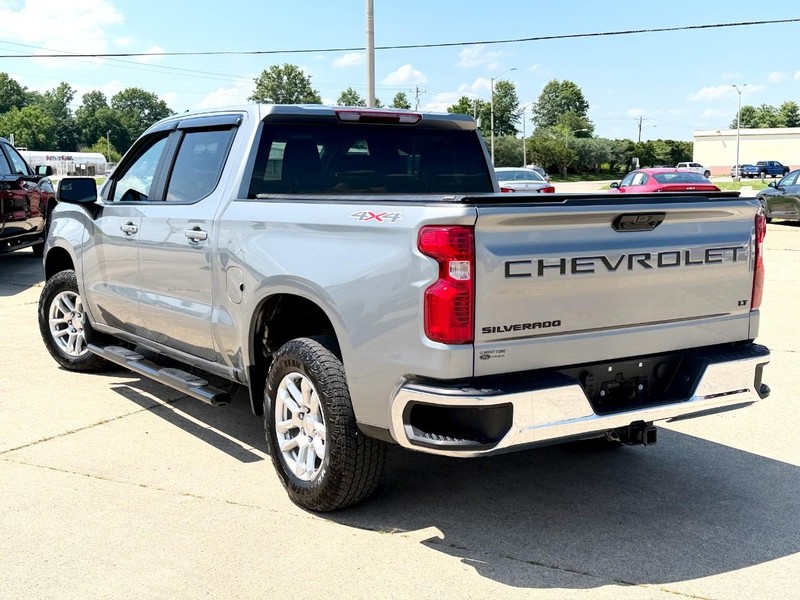 Chevrolet Silverado 1500 Vehicle Full-screen Gallery Image 05
