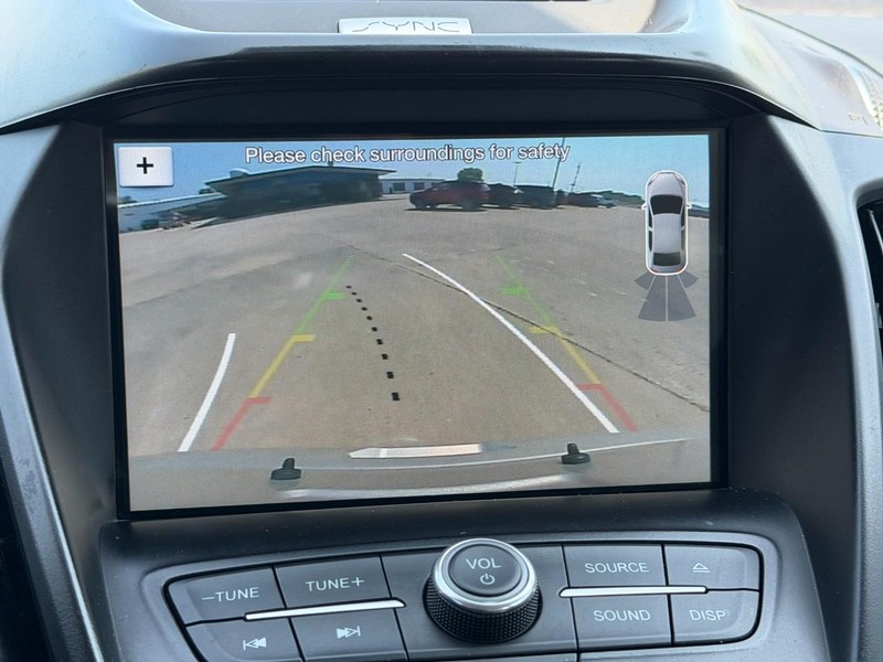Ford Escape Vehicle Full-screen Gallery Image 33