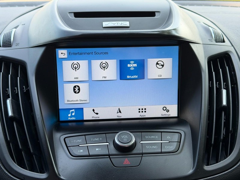 Ford Escape Vehicle Full-screen Gallery Image 35