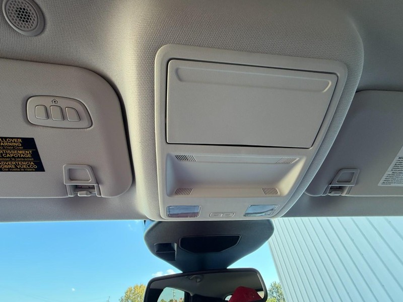 Ford Escape Vehicle Full-screen Gallery Image 49
