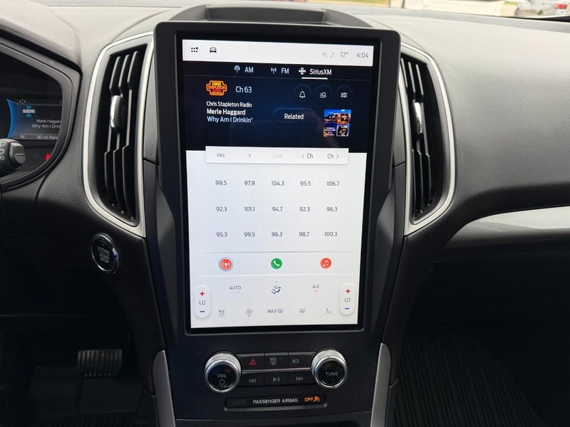 Ford Edge Vehicle Full-screen Gallery Image 38