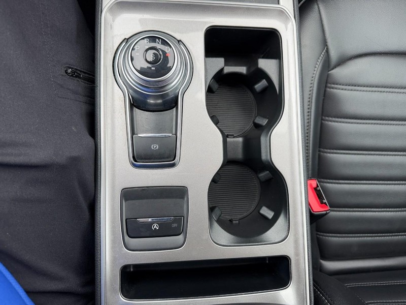 Ford Edge Vehicle Full-screen Gallery Image 46