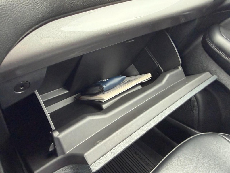 Ford Edge Vehicle Full-screen Gallery Image 49