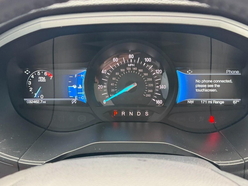 Ford Edge Vehicle Full-screen Gallery Image 36