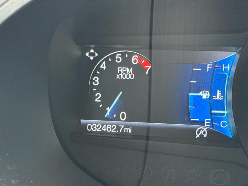 Ford Edge Vehicle Full-screen Gallery Image 37