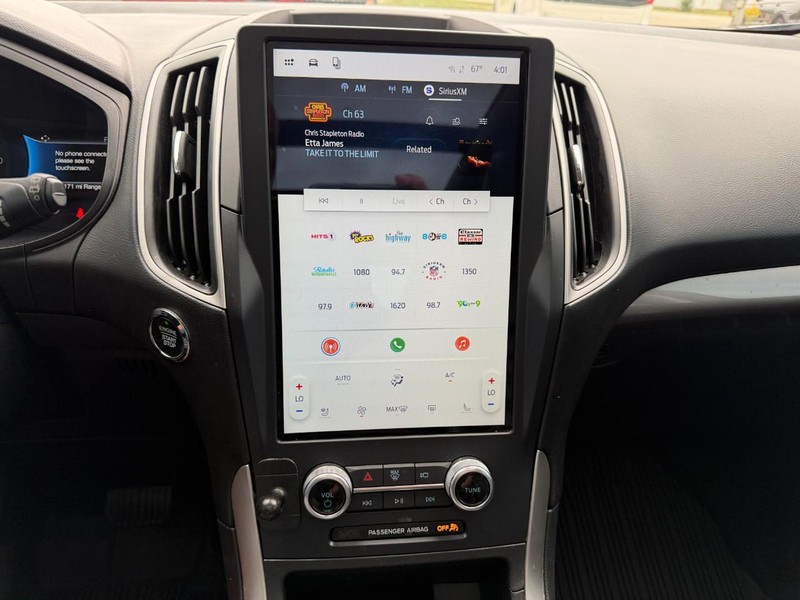 Ford Edge Vehicle Full-screen Gallery Image 39
