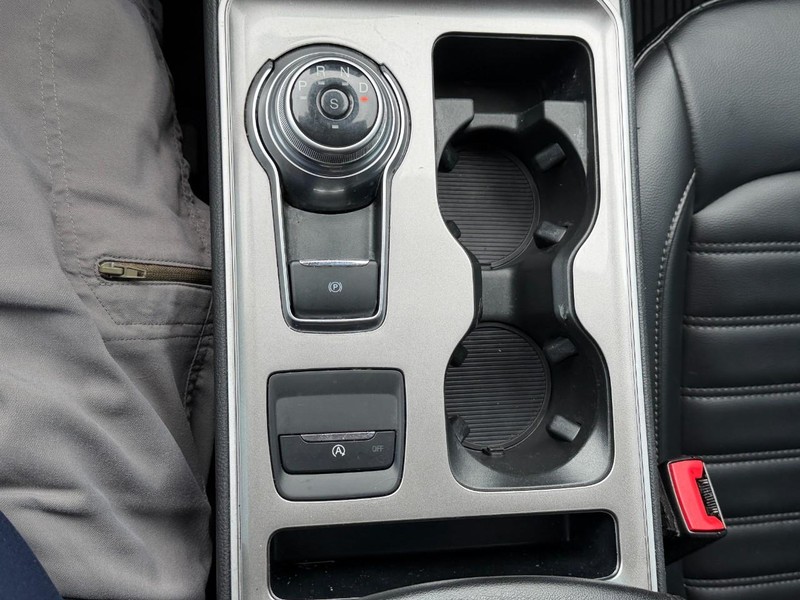 Ford Edge Vehicle Full-screen Gallery Image 48