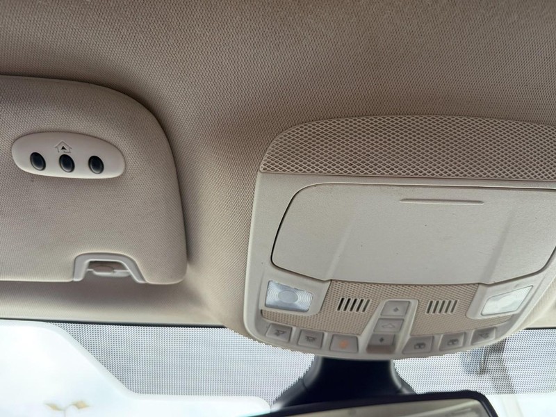Ford Edge Vehicle Full-screen Gallery Image 52