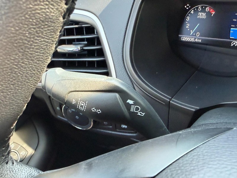 Ford Edge Vehicle Full-screen Gallery Image 33