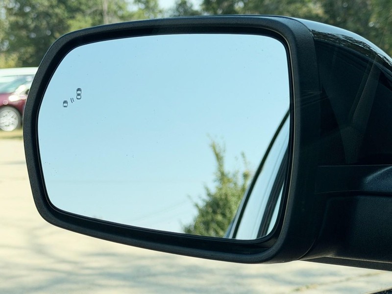Ford Edge Vehicle Full-screen Gallery Image 36