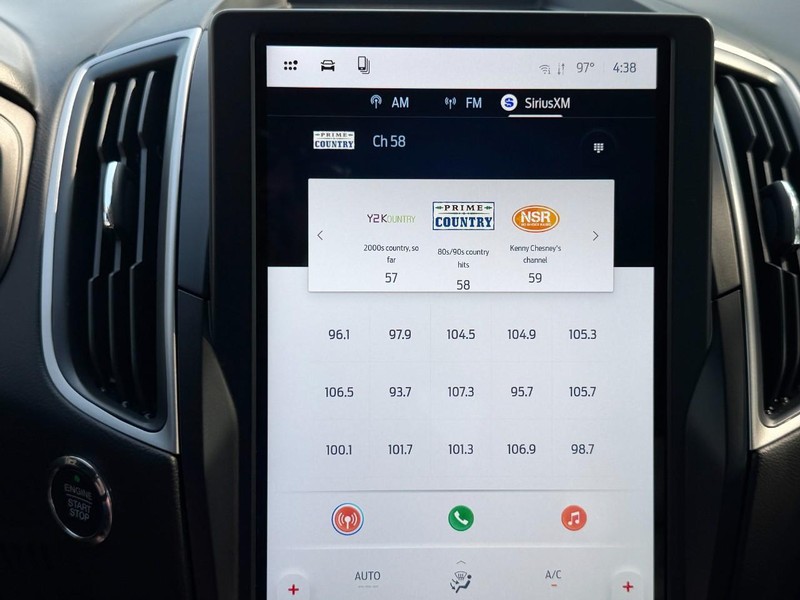 Ford Edge Vehicle Full-screen Gallery Image 38
