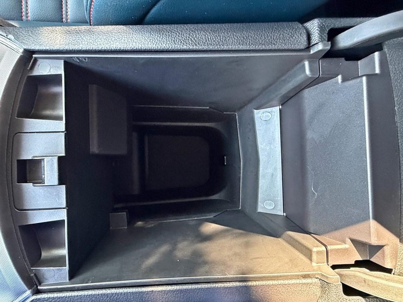 Ford Edge Vehicle Full-screen Gallery Image 48