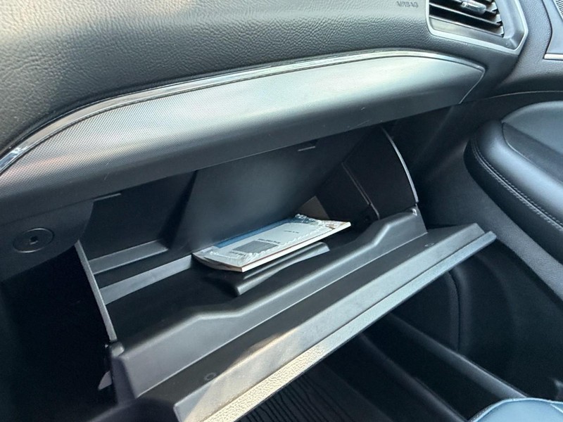 Ford Edge Vehicle Full-screen Gallery Image 49