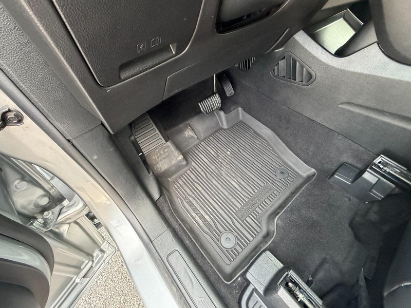 Ford Edge Vehicle Full-screen Gallery Image 26