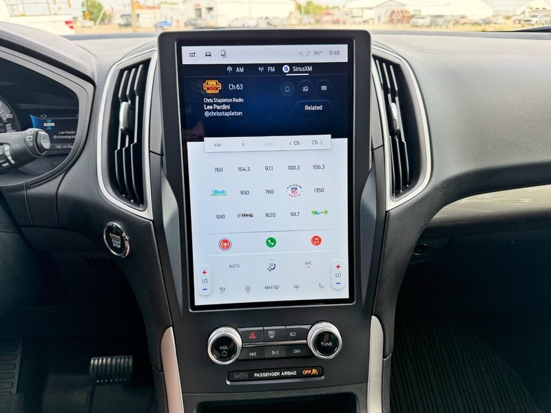 Ford Edge Vehicle Full-screen Gallery Image 37