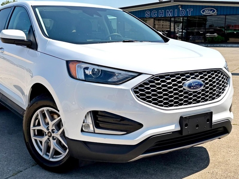 Ford Edge Vehicle Full-screen Gallery Image 08