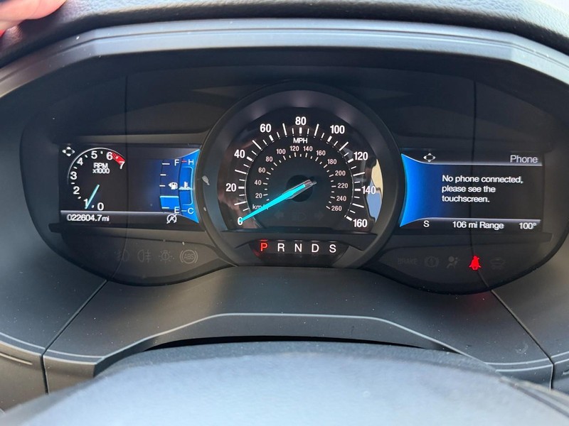 Ford Edge Vehicle Full-screen Gallery Image 34