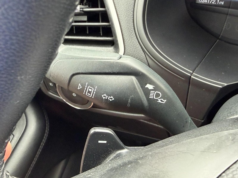 Ford Edge Vehicle Full-screen Gallery Image 33