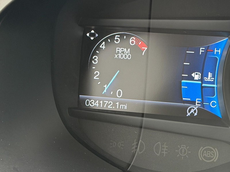 Ford Edge Vehicle Full-screen Gallery Image 36