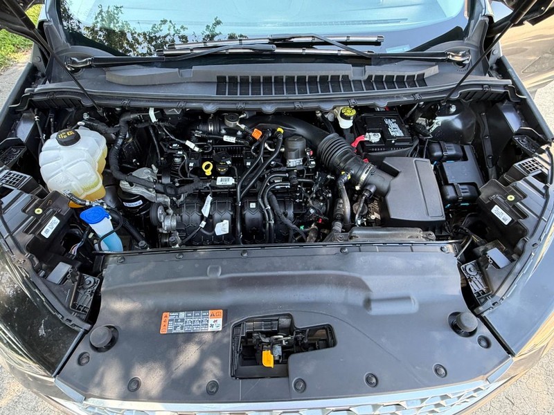 Ford Edge Vehicle Full-screen Gallery Image 11