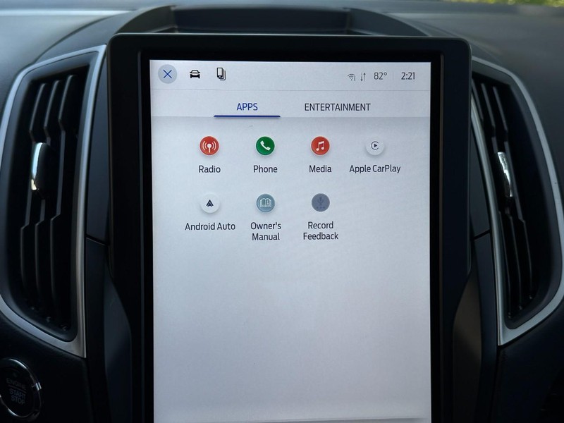 Ford Edge Vehicle Full-screen Gallery Image 39