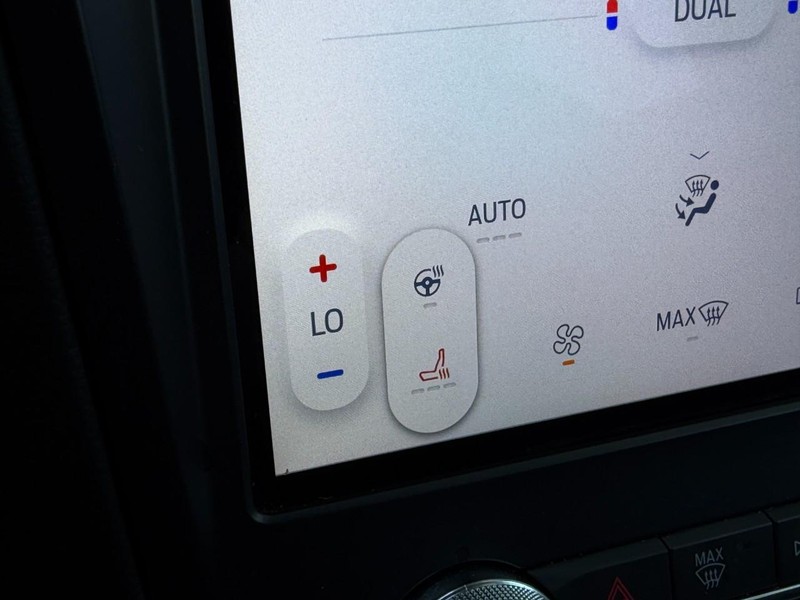 Ford Edge Vehicle Full-screen Gallery Image 42