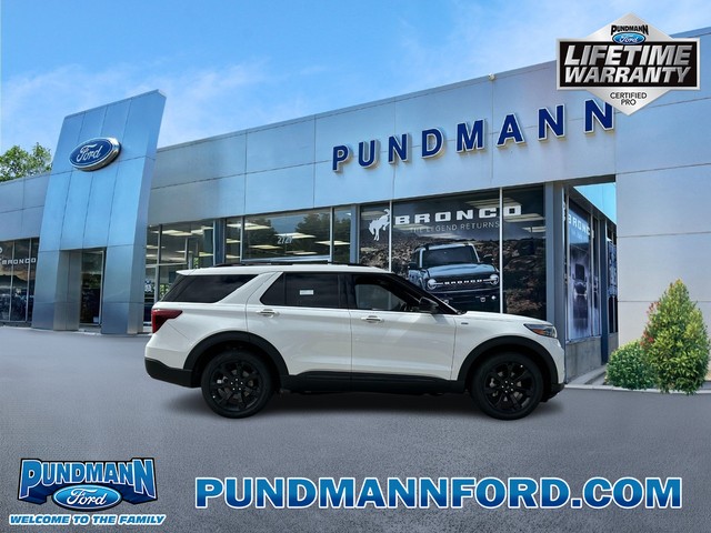 2024 Ford Explorer ST-Line at Pundmann Ford in St. Charles MO