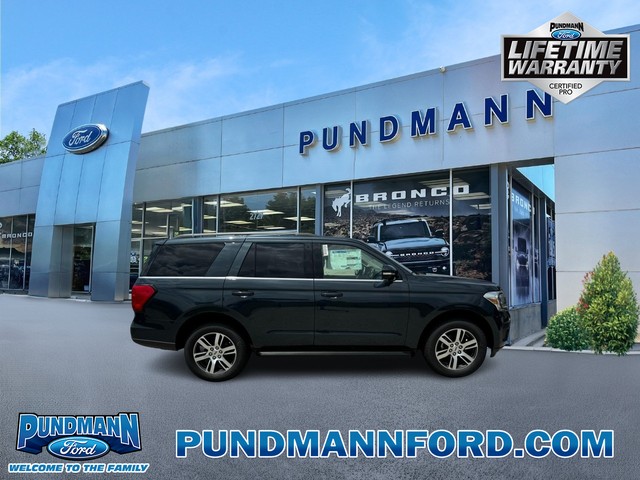 2024 Ford Expedition XLT at Pundmann Ford in St. Charles MO