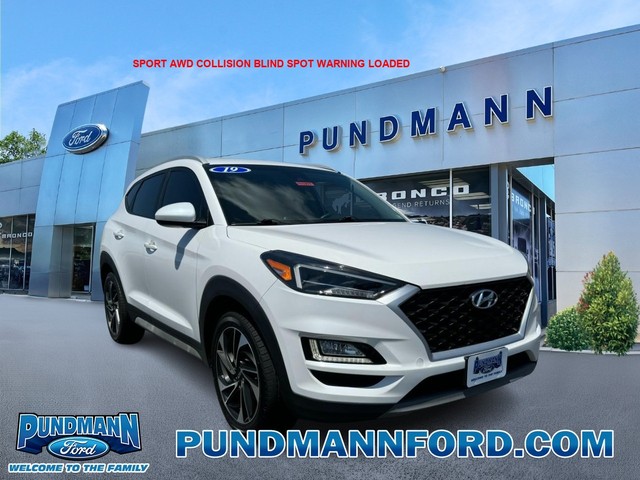 Used 2019 Hyundai Tucson Sport with VIN KM8J3CAL0KU879366 for sale in Saint Charles, MO