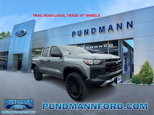 Used 2023 Chevrolet Colorado Trail Boss with VIN 1GCPTEEKXP1129025 for sale in Saint Charles, MO