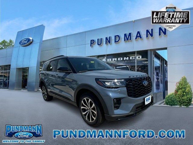 2025 Ford Explorer ST-Line at Pundmann Ford in St. Charles MO