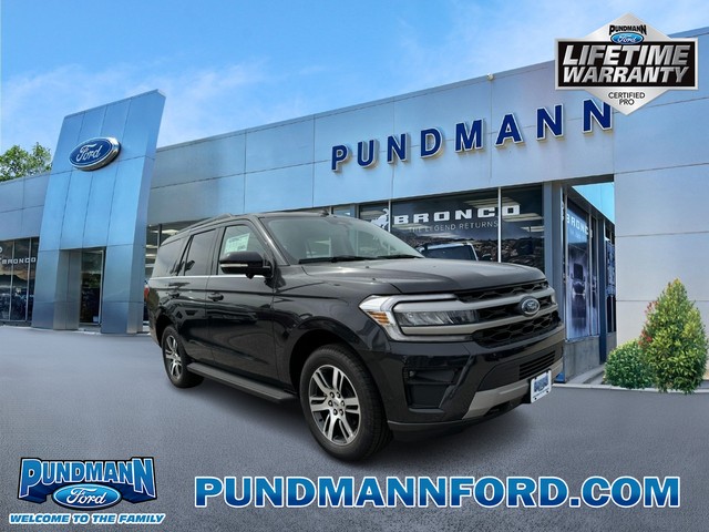 2024 Ford Expedition XLT at Pundmann Ford in St. Charles MO