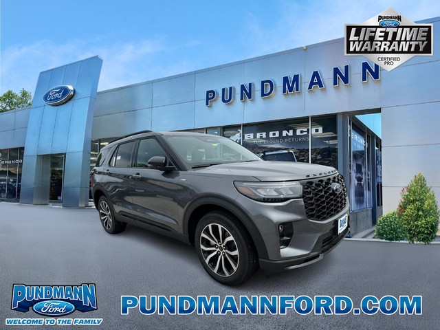 2025 Ford Explorer ST-Line at Pundmann Ford in St. Charles MO