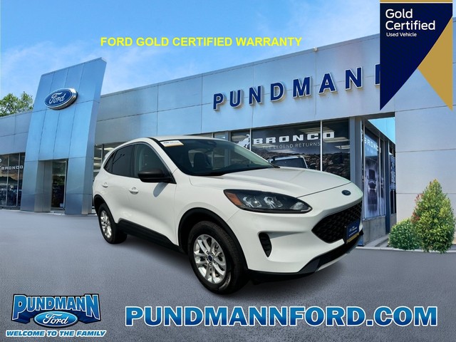 Used 2022 Ford Escape SE with VIN 1FMCU9G66NUB31476 for sale in Saint Charles, MO