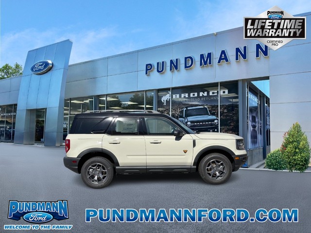 2024 Ford Bronco Sport Badlands at Pundmann Ford in St. Charles MO