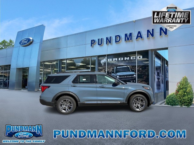 2025 Ford Explorer Active at Pundmann Ford in St. Charles MO