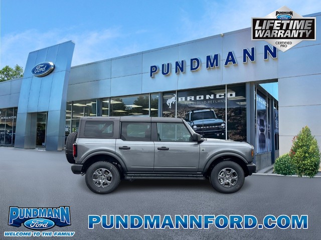 2024 Ford Bronco Big Bend at Pundmann Ford in St. Charles MO