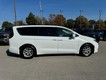 2022 Chrysler Pacifica Touring L thumbnail image 02