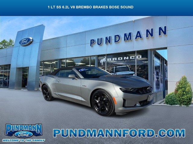 Used 2023 Chevrolet Camaro LT1 with VIN 1G1FF3D71P0126386 for sale in Saint Charles, MO