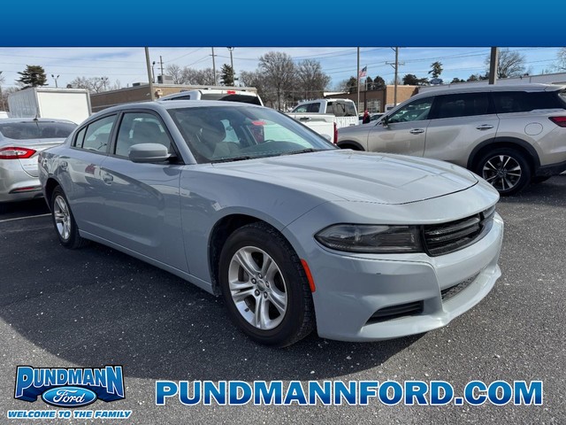 Used 2022 Dodge Charger SXT with VIN 2C3CDXBG3NH239490 for sale in Saint Charles, MO