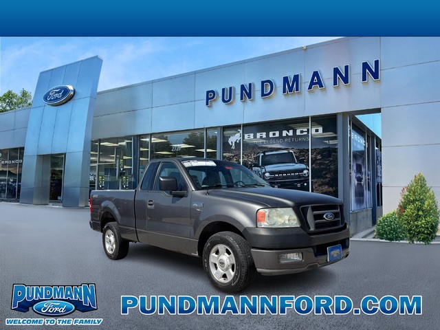 Used 2004 Ford F-150 XL with VIN 1FTRF12W04NC04075 for sale in Saint Charles, MO