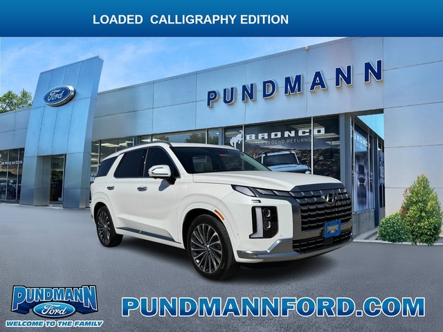 Used 2023 Hyundai Palisade Calligraphy with VIN KM8R7DGE5PU604668 for sale in Saint Charles, MO