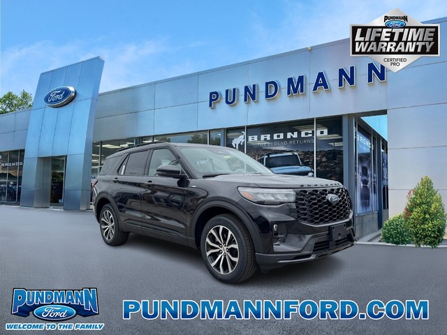 2025 Ford Explorer ST-Line at Pundmann Ford in St. Charles MO