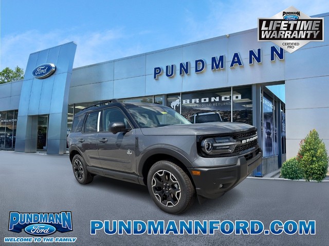 2025 Ford Bronco Sport Outer Banks at Pundmann Ford in St. Charles MO